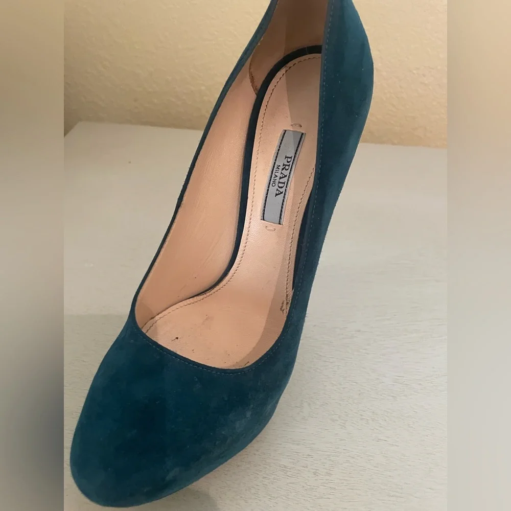 Prada '1IP218' Petrolio Suede 38.5 Euc - Picture 4 of 5